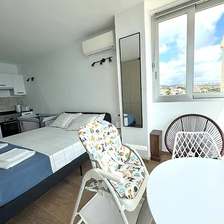 Lejlighed Mediterranean Dream Seafront & Parking